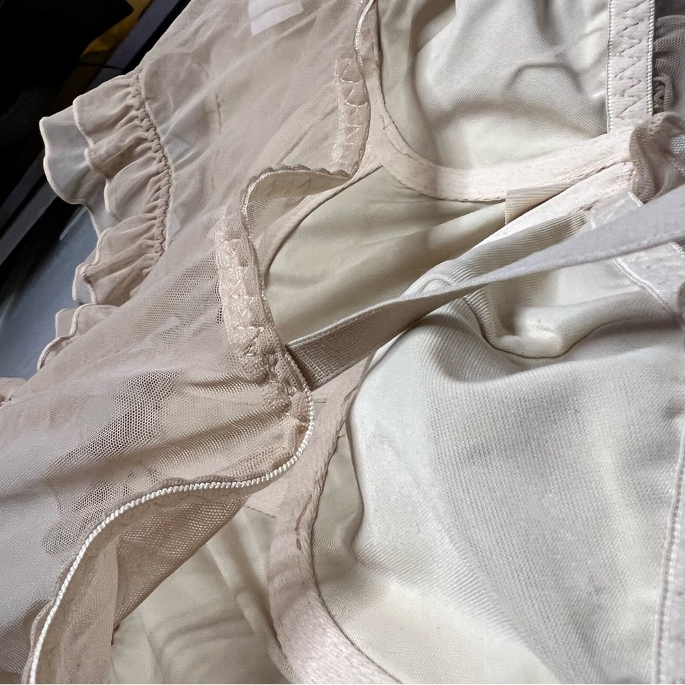 ROMWE Sheer Ruffle Trim Bustier Tank Top in Nude - Picture 8 of 10